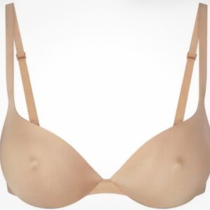 SKIMS Nude Seamless Bra